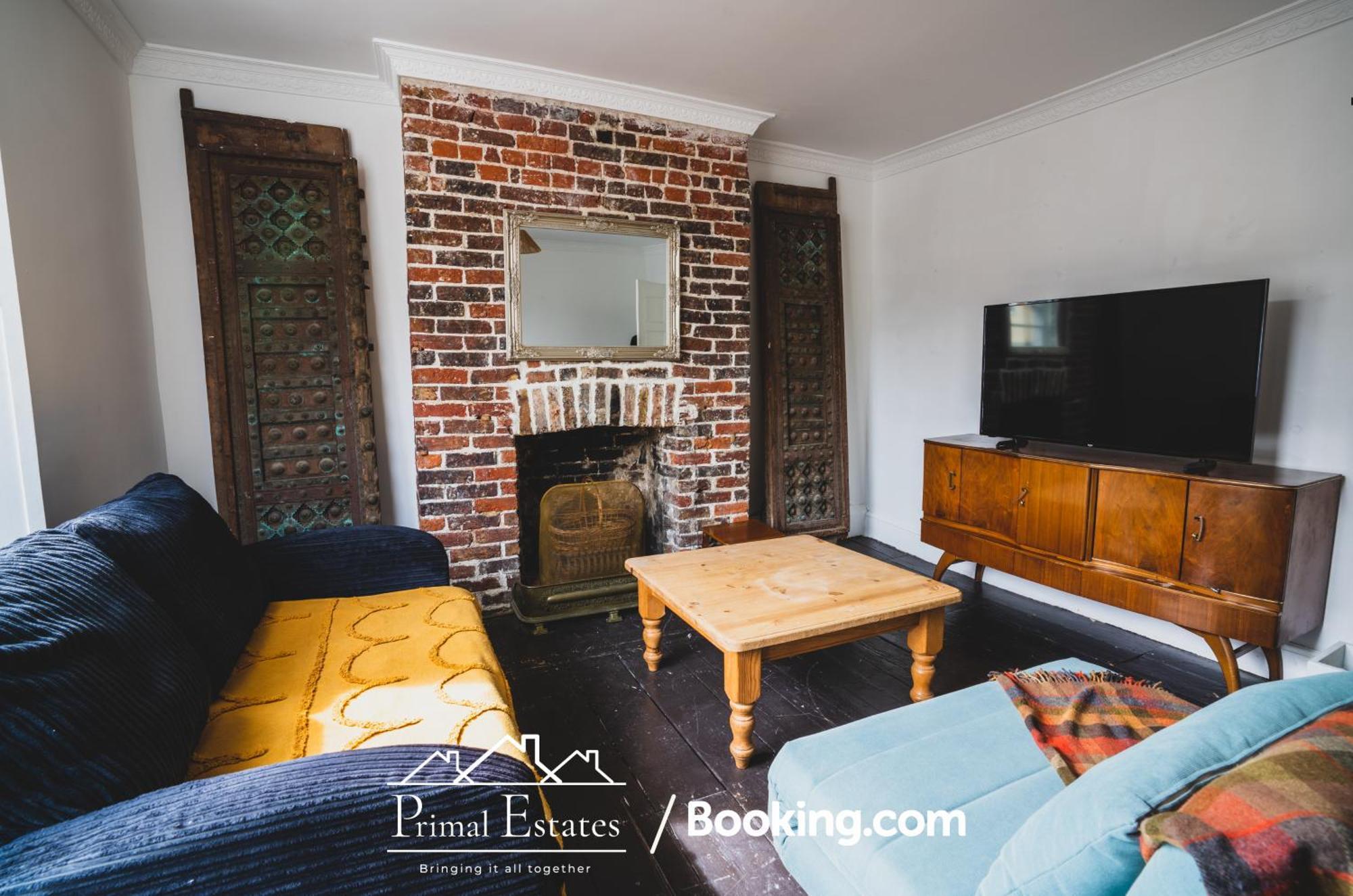 Three Bedroom Townhouse By Primal Estates Short Lets In Brighton Apartment